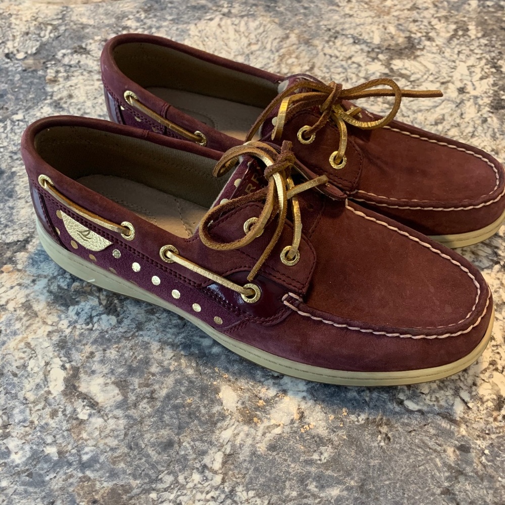 Women’s Sperry top sider leather shoes size 8.5